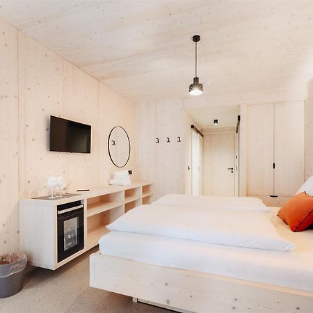 B&B Hotel Zimmerei Mit Fruehstueck 滨湖伦茨 外观 照片
