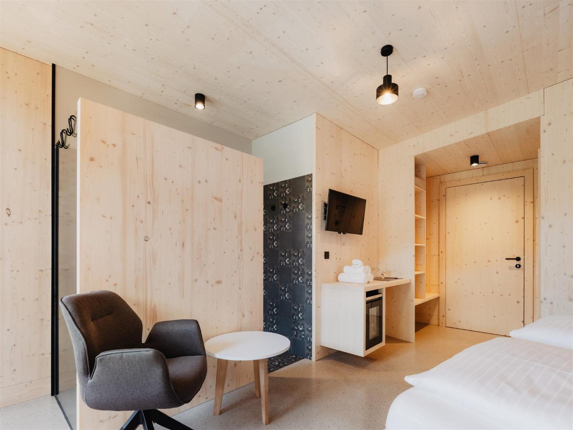 B&B Hotel Zimmerei Mit Fruehstueck 滨湖伦茨 外观 照片